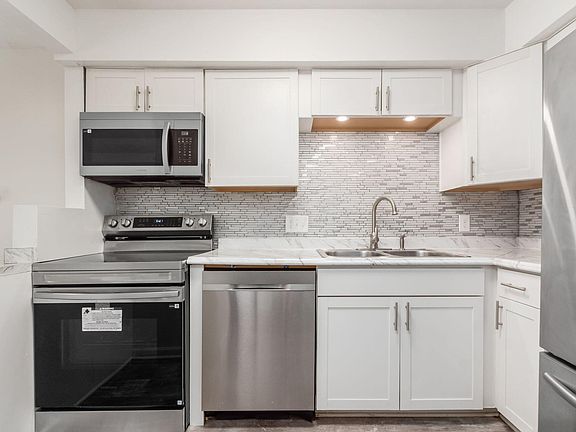 2nd image of 413 Shell Ct E