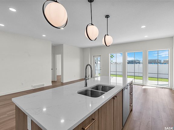 5th image of 720 Brighton Boulevard #6