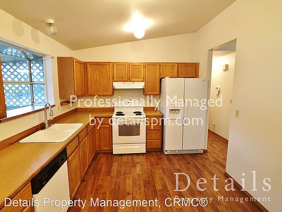 5th image of 1279 Danskin Ln NW