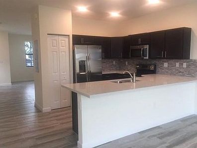 3rd image of 11495 SW 248th Ln #000