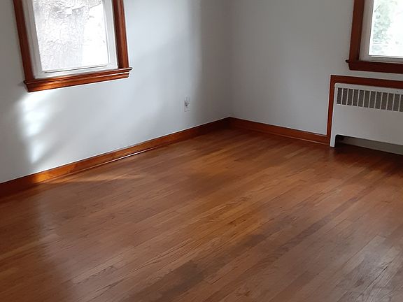 2nd bedroom 1st floor