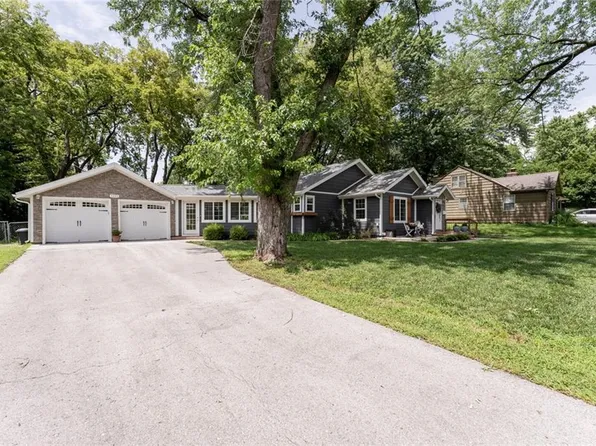 5340 Outlook St, Mission, KS 66202