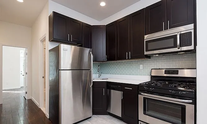 Rented by Bold New York | media 7