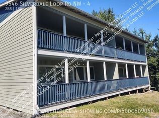 9546 Silverdale Loop Rd NW APT 4, Silverdale, WA 98383
