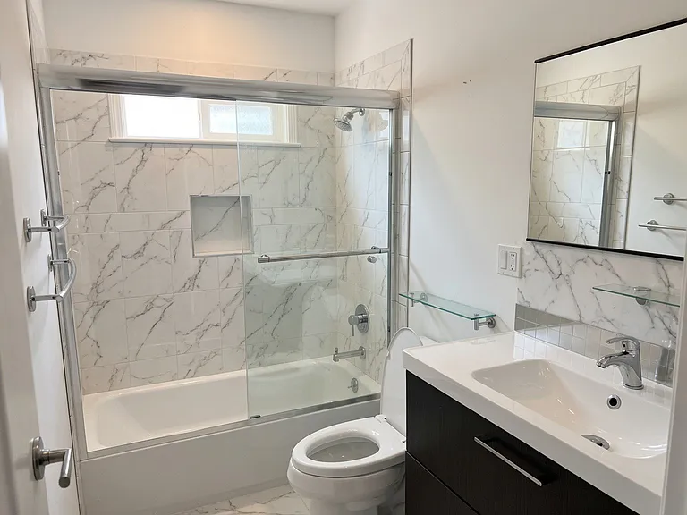 348 Lester Ave — Photo 7