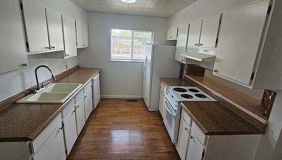 4th image of 715 James Ct
