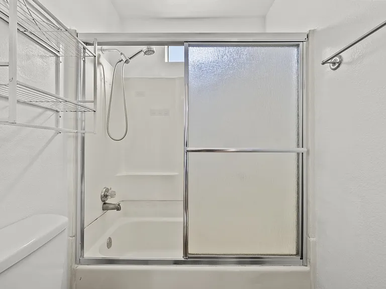 38501 Larkin Ave #4 — Photo 20