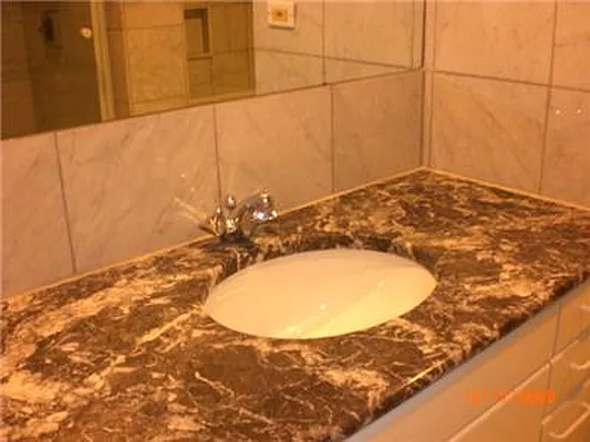 Rented by R New York | media 32