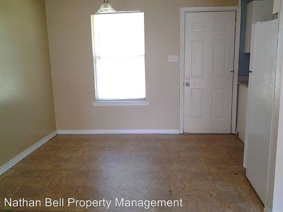 3rd image of 150 Pecan St APT 1