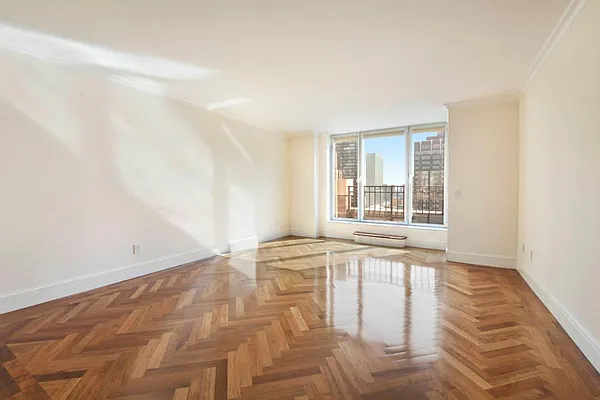 Rented by Town Residential | media 2