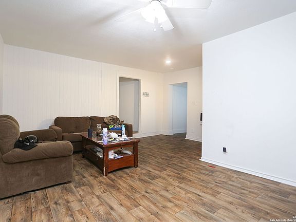 4th image of 311 W Malone Ave
