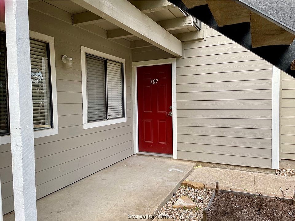 1st image of 1901 Holleman Dr W APT 107