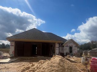 575 Patrick Farms Dr, Pearl, MS 39208