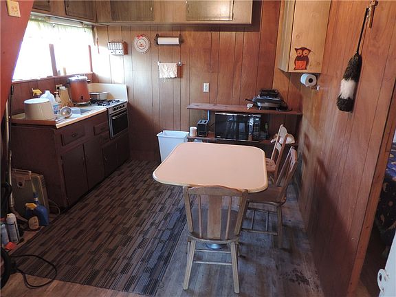 3rd image of N 1398 Pine Grove Road