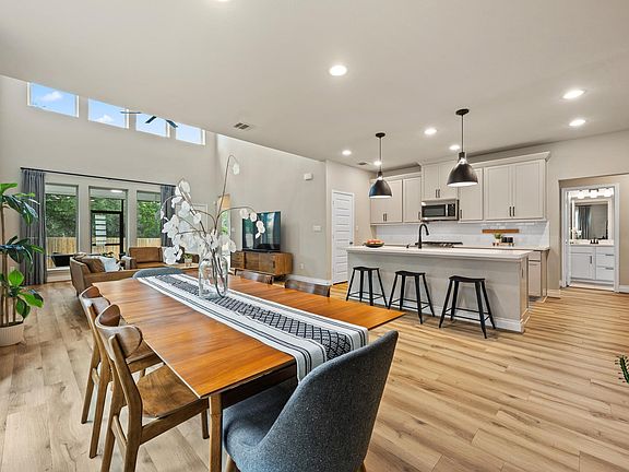 2nd image of 2632 Grizzly Way