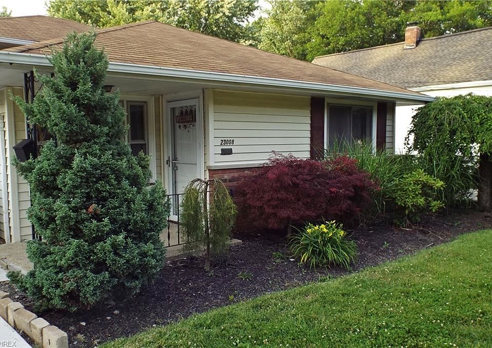 1st image of 23008 Macbeth Ave