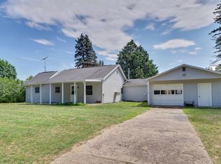 601 W 16th Rd, Mesick, MI 49668