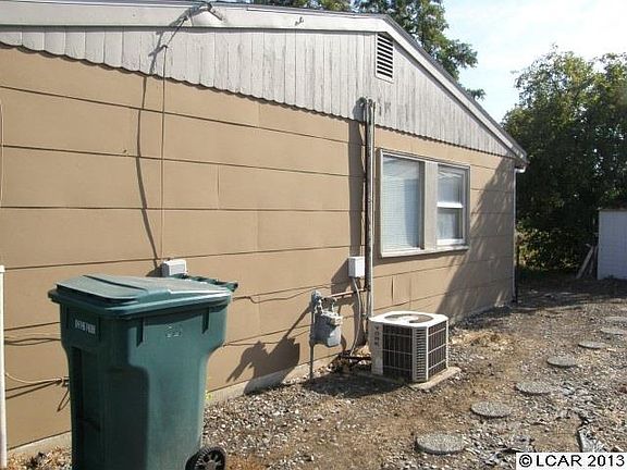 5th image of 1045 McCarroll St