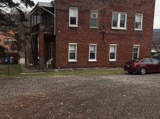 700 Center Ave, Blawnox, PA 15238