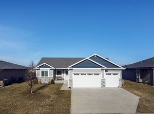 301 31st St SE, Altoona, IA 50009