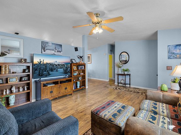 2nd image of 2808 SW 25th St