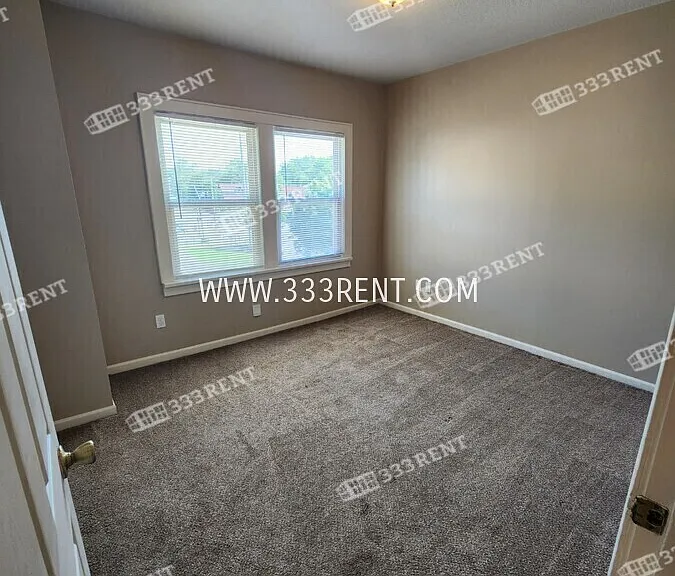 4122 Troost Ave #2 — Photo 7