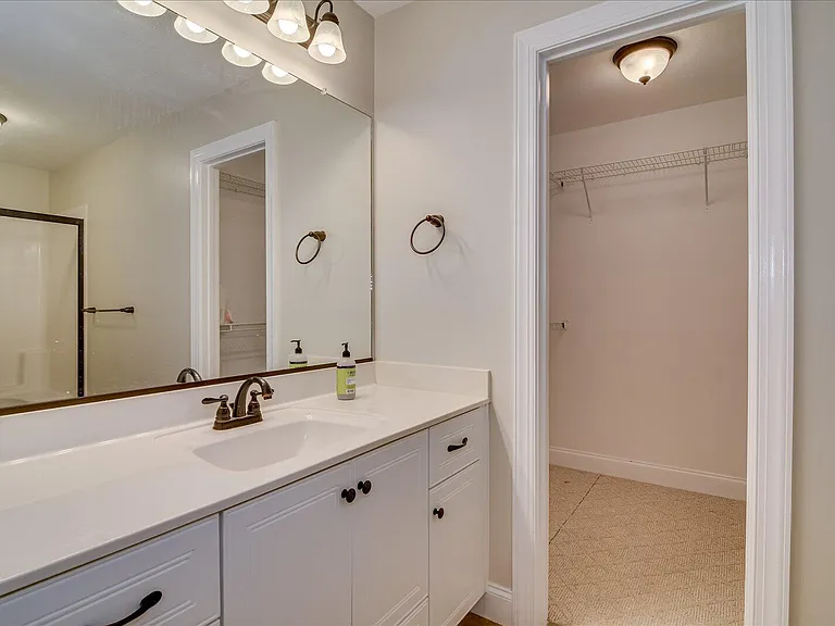 115 Redglobe St — Photo 22