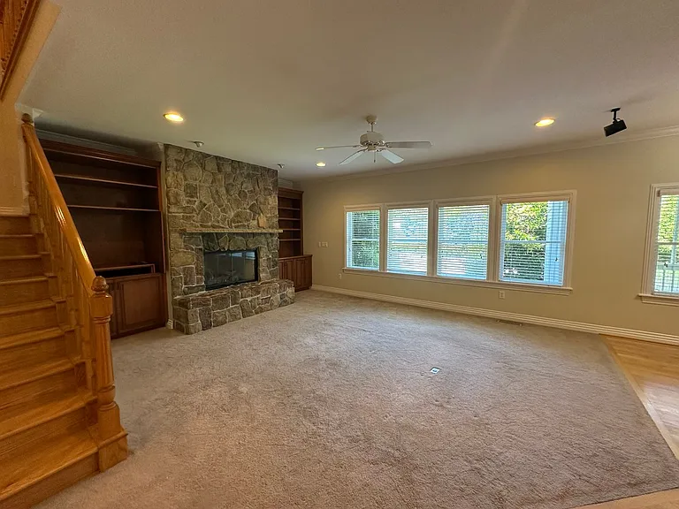 3040 Creek Rd — Photo 13