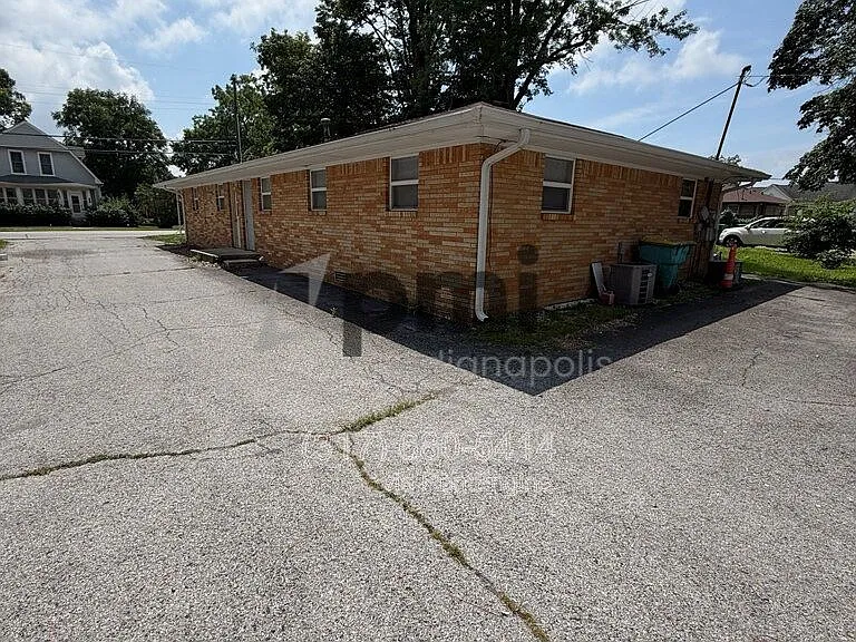 232 S Green St #A — Photo 24