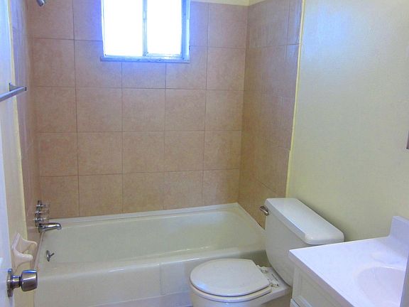5th image of 5589 Ironwood Ct