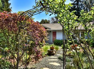 386 Oak St, Sonoma, CA 95476