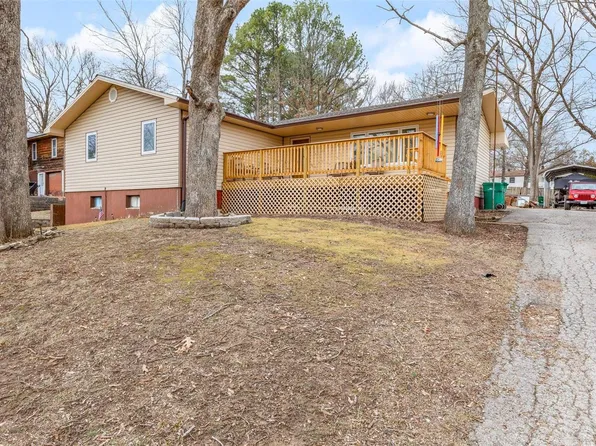 64 Juanita Dr, Hillsboro, MO 63050