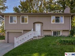 7722 Marisu Lane Ct, La Vista, NE 68128