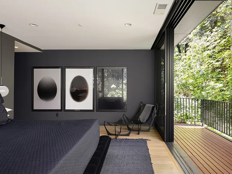 432 NW Royal Blvd — Photo 7