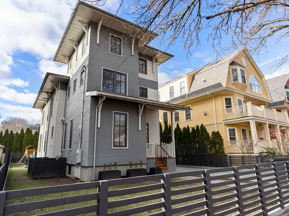72 Lexington Ave, Cambridge, MA 02138