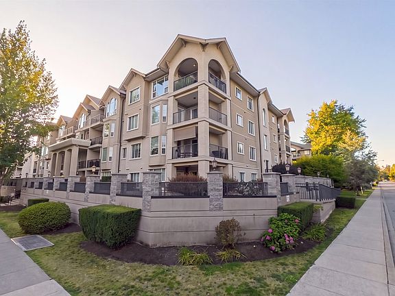 3rd image of 20281 53a Ave #401