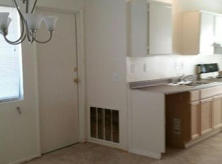 17964 Kendall Cir, Adelanto, CA 92301