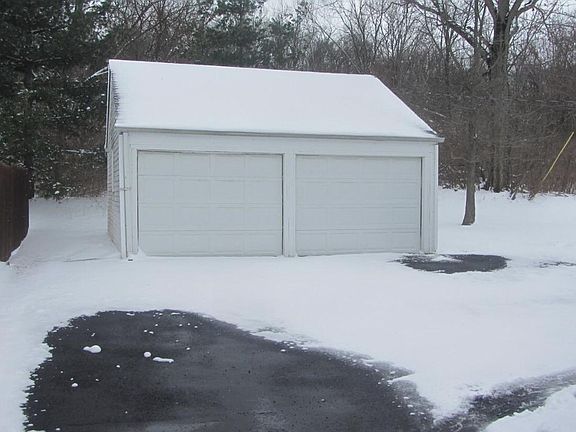 4th image of 718 Millville Ave