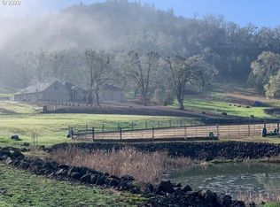 157 Seabiscuit Loop, Roseburg, OR 97471
