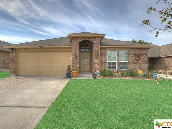 2nd image of 1577 Gateshead Dr