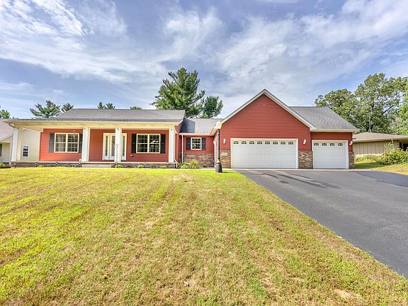 5th image of 12036 Oakwood Dr