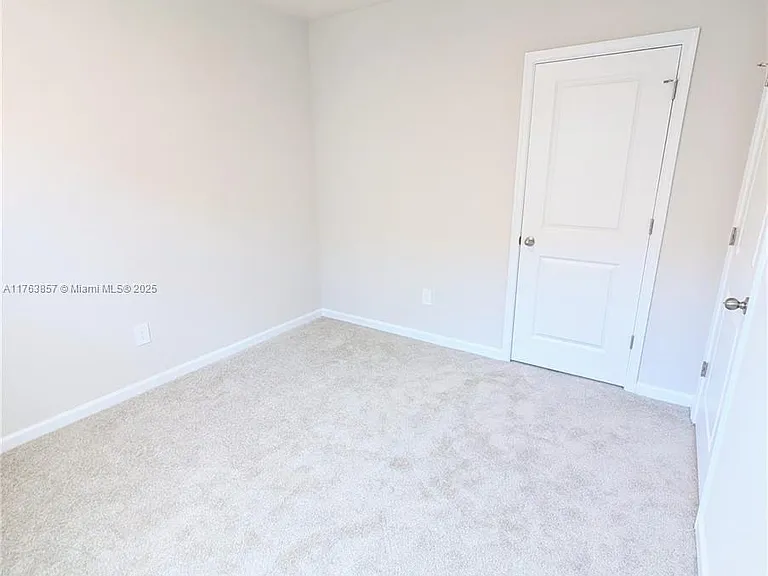 285 Raspberry Rd #0 — Photo 11