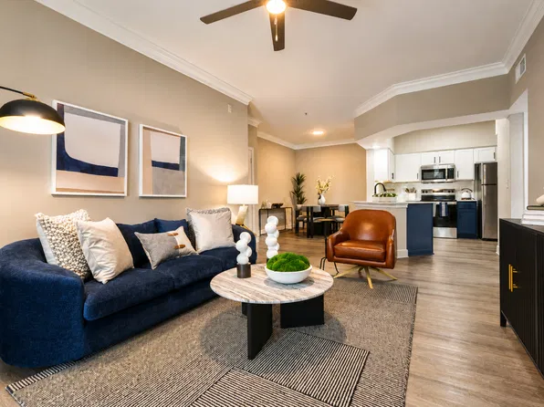 Aura at Westchase