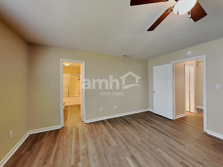 322 Brookview Dr — Photo 10