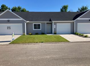 4290 Highpoint Dr, Wayland, MI