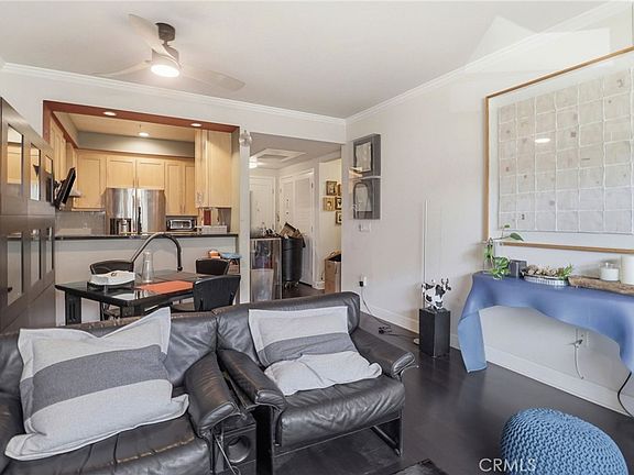 2nd image of 1001 Laurel St Unit 316