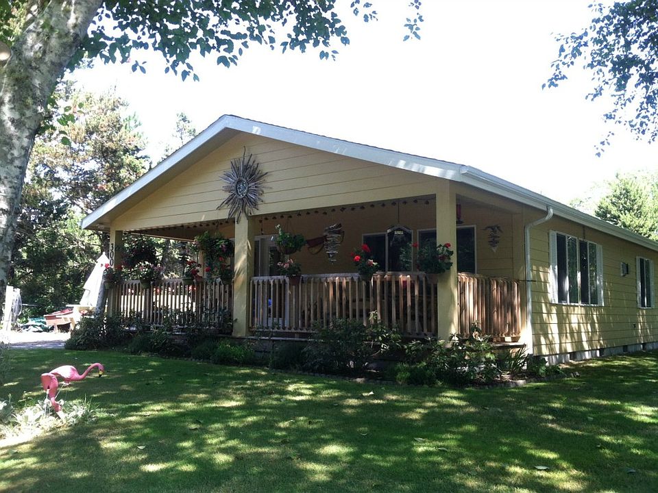 1st image of 300 Duck Lake Dr NE