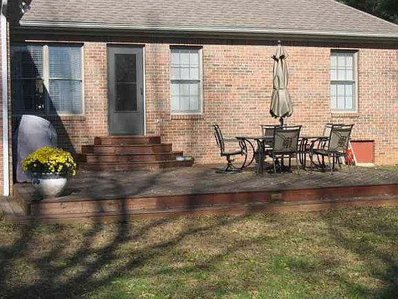 4th image of 1609 Barley Way