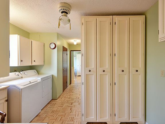 5th image of 5749 Surf Cir