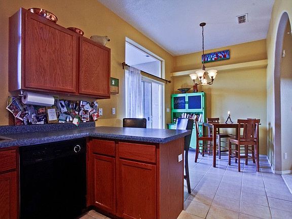 4th image of 4544 Holiday Breeze Pl NE
